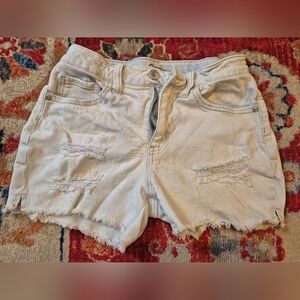Art Class Kids Shorts in Light With Distressed Details